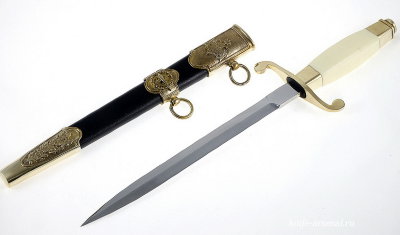 The officer's dirk of the Submariner
